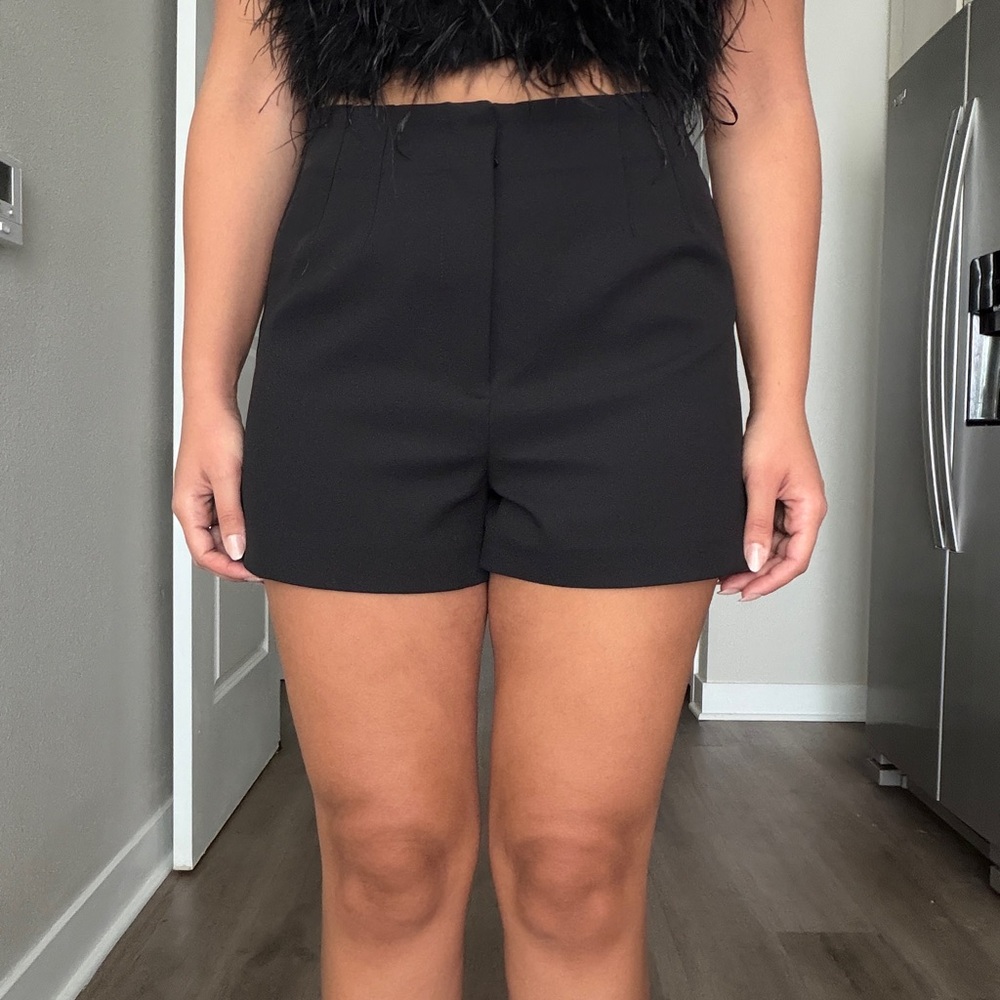 Zara Black High Waist Women's Shorts NEW